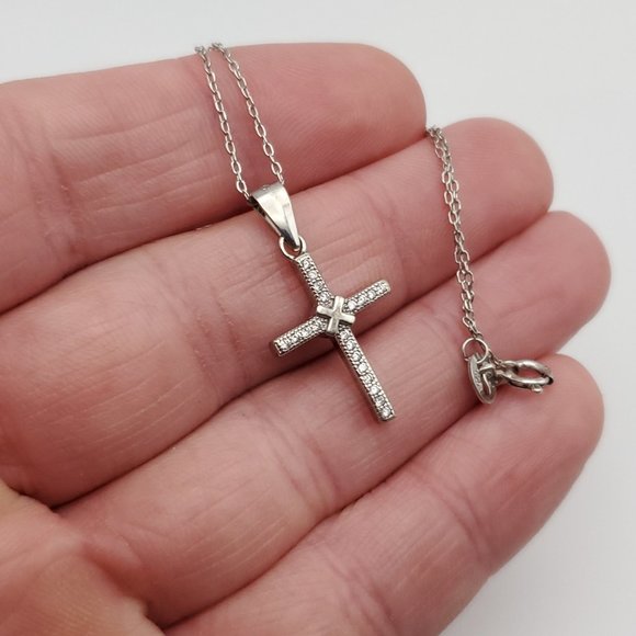 18 Inch 925 Sterling Silver Religious Cross X Cubic Zirconia Necklace - Picture 2 of 6